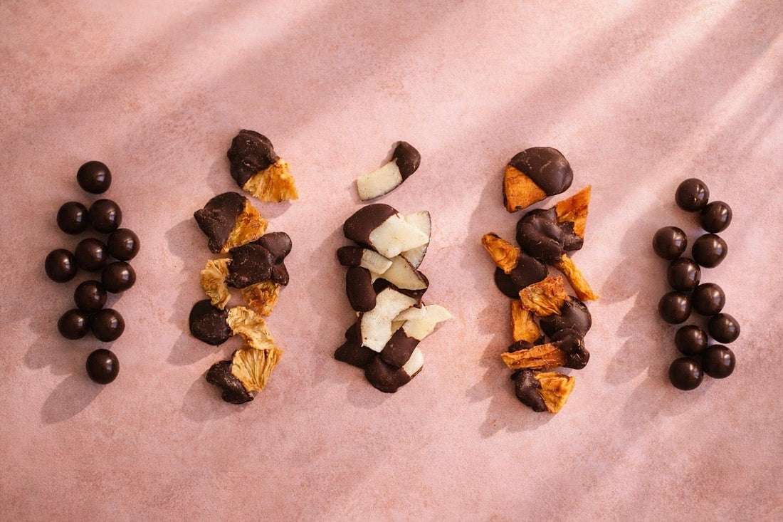 Chocolate negro con fruta real: la línea que nació para romper las reglas del snacking
